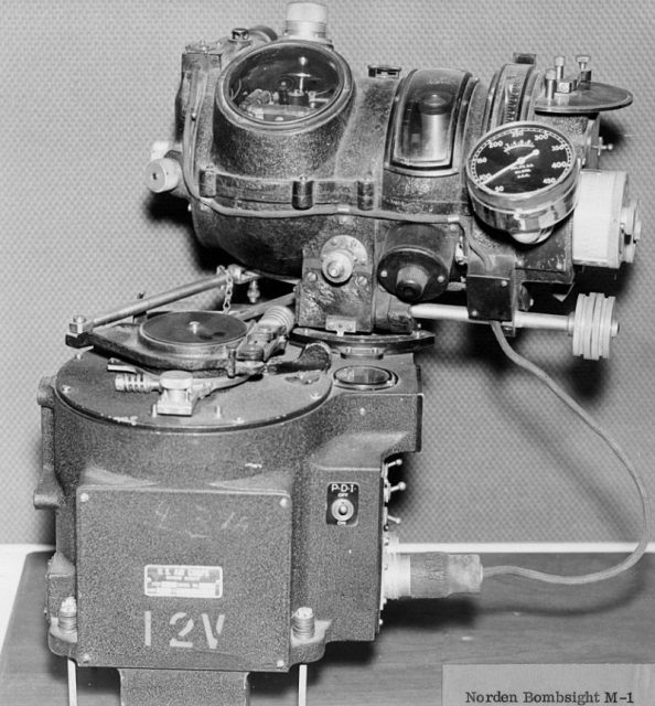 Norden M1 bombsight