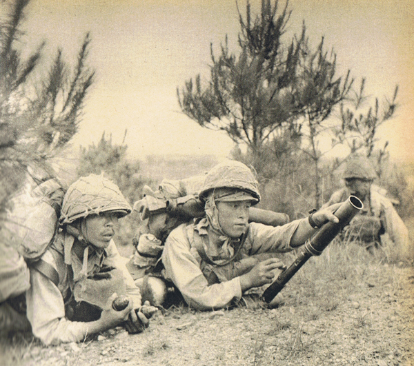 A Japanese soldier with 50mm heavy grenade discharger during the Zhejiang-Jiangxi Campaign, 30 May 1942