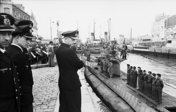 Karl Dönitz inspecting the Saint-Nazaire submarine base in France, June 1941.Photo: Bundesarchiv, Bild 101II-MW-3491-06 / Buchheim, Lothar-Günther / CC-BY-SA 3.0