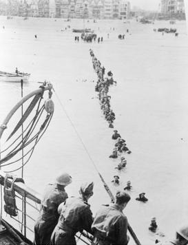 Troops being evacuated from Dunkirk under the code-name ‘Operation Dynamo’, May 26 to June 4, 1940.