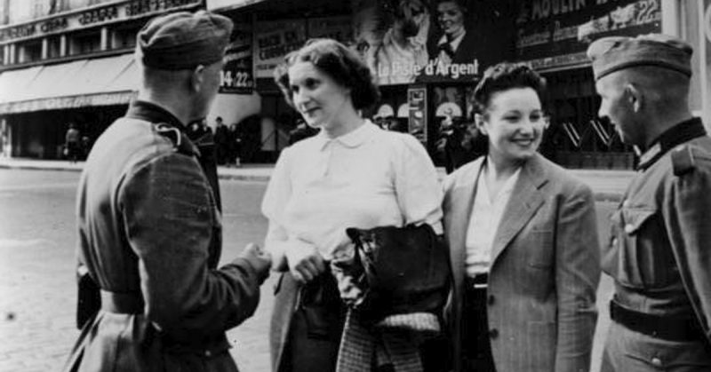 German soldiers at the Moulin Rouge. By Bundesarchiv - CC BY-SA 3.0 de