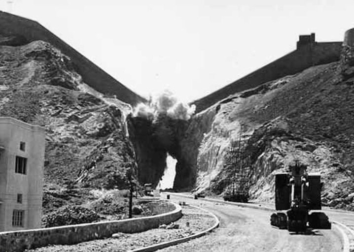 Bombing of Aden gate march 1963