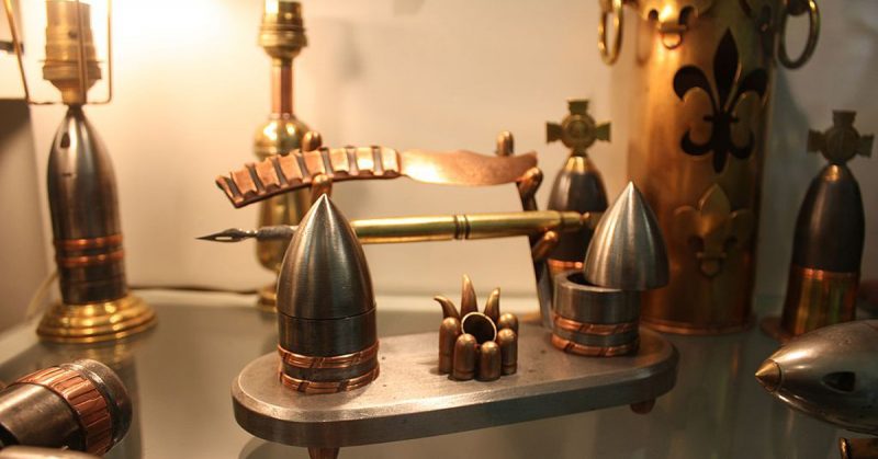 Trench art: Collection of Leveau Fort. Photo: Chatsam / CC BY-SA 3.0