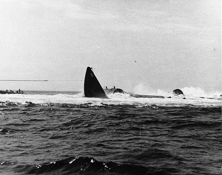 USS Squalus (SS-192) getting pulled up from the bottom of the ocean. US Navy Photo