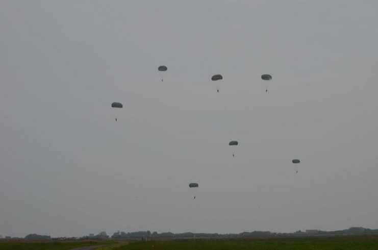 WW2 paratroopers