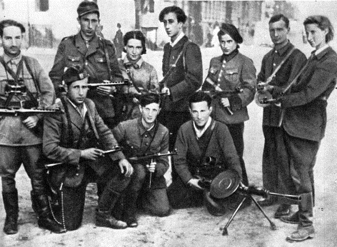 Abba Kovner (back row, center) with members of the FPO in Vilna