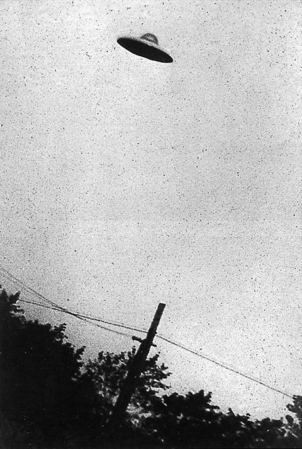 Photograph of an alleged UFO in Passaic, New Jersey, taken on July 31, 1952.