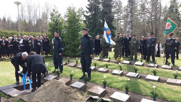 Finnish war graves