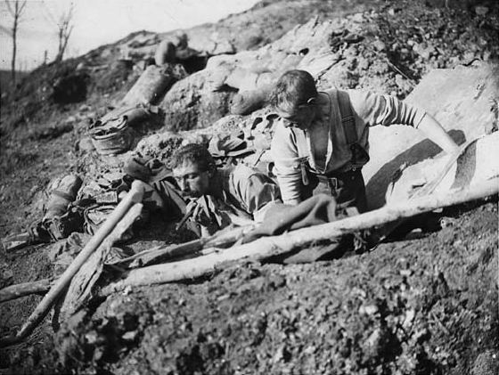 Shave and a clean up after coming out of the trenches, 1918