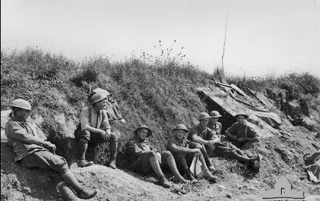 Troops from the 34th Battalion, part of the 9th Brigade 21 August 1918
