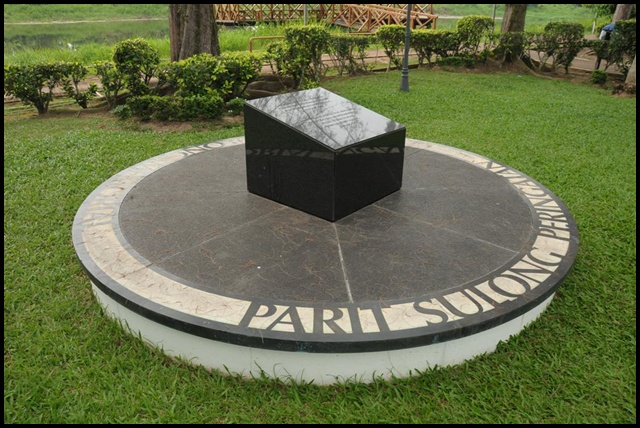 Parit Sulong War Memorial Photo by Clicktech Enterprise CC BY SA 4.0