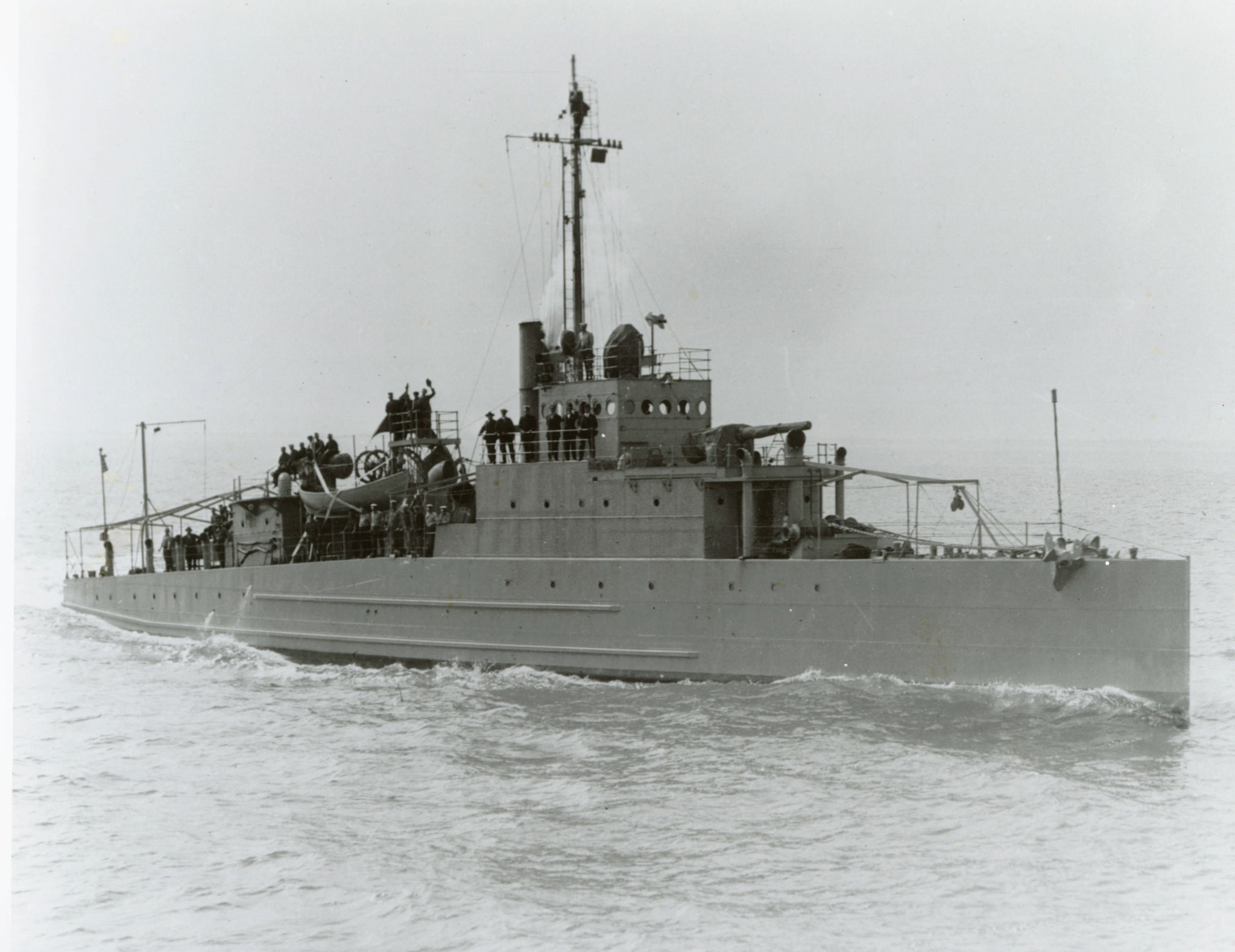 The U.S.S. Eagle PE-2 in 1918. An identical sister ship, the U.S.S. Eagle PE-56, was destroyed on April 23, 1945.