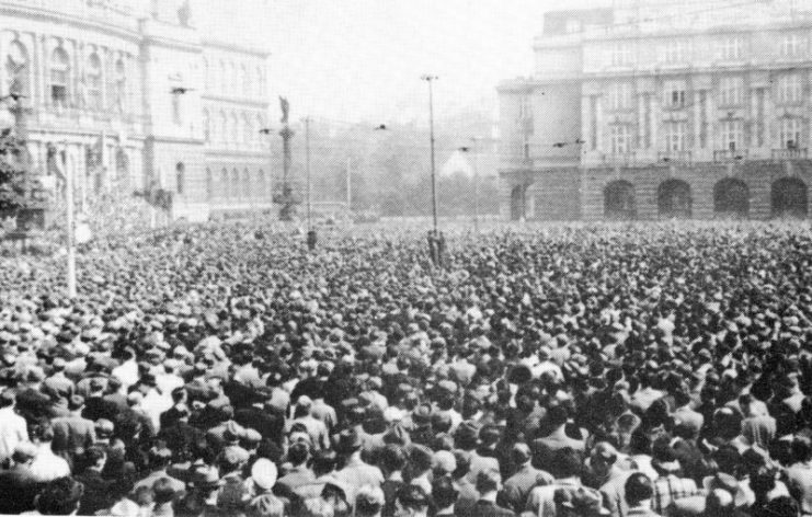 Protest in Prague against German aggression, 22 September 1938
