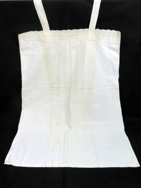Braun’s white lace nightgown. Photo credit: Humbert & Ellis Auctions