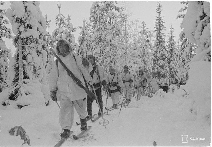 A Finnish ski troop during the Winter War. Pictures like this dominate the visual memory of the war. Photo: SA-kuva 4706.