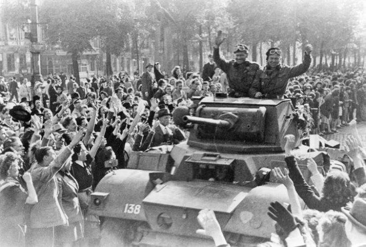 The Brigade Piron making a triumphant entry to Brussels.