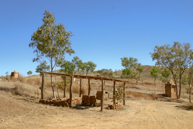 The ruins of Old Halls Creek . Martin Kraft CC BY-SA 3.0