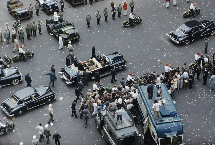 A motorcade in Rio de Janeiro, Brazil, during a visit by US President Dwight D. Eisenhower (1890 – 1969), 1960. (Photo by Harvey Meston/Archive Photos/Getty Images)