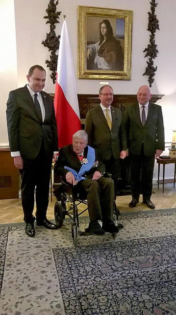 Stachiewicz receiving the Order of the White Eagle in 2017.PolishEmbassyUK/Twitter