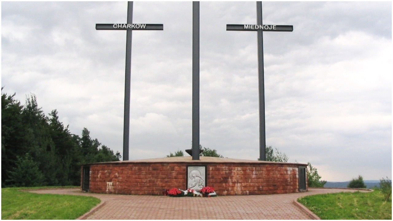 They include details of several Polish police officers who were arrested by the NKVD from the town of Stowbtsy.