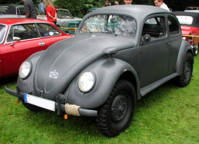 Type 82E—Kübelwagen chassis Beetle body.