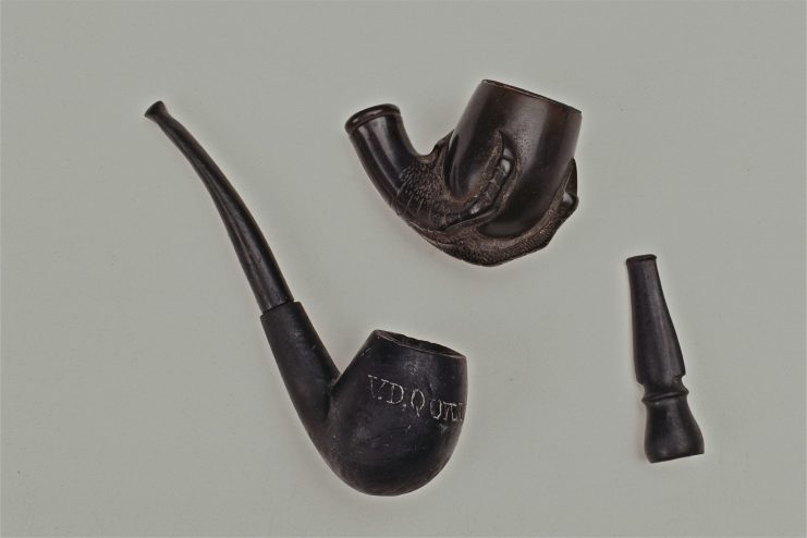 Tobacco pipes