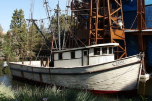 Gump’s shrimp boat ‘Jenny’ used in the film. Image by Loadmaster CC BY-SA 3.0