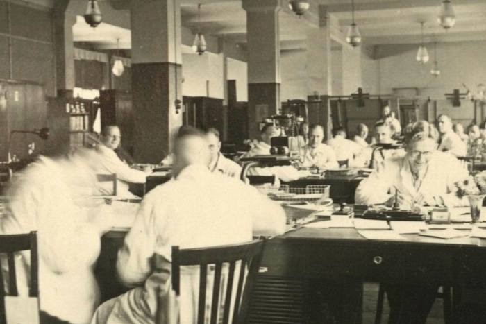 A rubber technology testing laboratory at Continental’s Vahrenwald plant