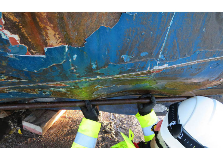 Damage to the fishing boat’s hull shows the explosion clearly occurred externally to the boat.