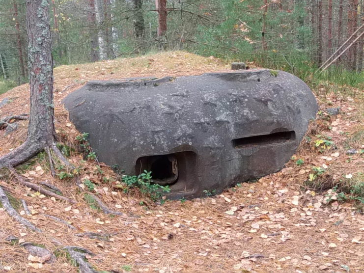 Bunker of the Finnish Salpa Line, built between 1940 -1944, to defend against a potential Soviet invasion. Image credit – Ohikulkijia CC BY-SA 4.0.
