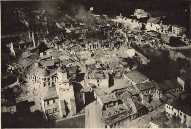 City of Wieluń, the very first city bomber during Fall Weiss. 1 September 1939, 440 a.m. More than 1200 civilians lost their lives during the bombing.