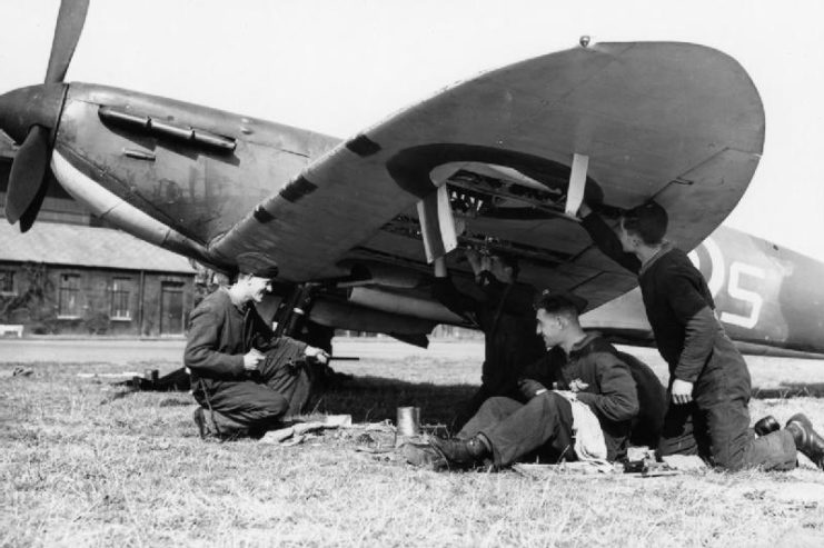 Ground staff re-arm a Spitfire Mk I at Biggin Hill, September 1940.