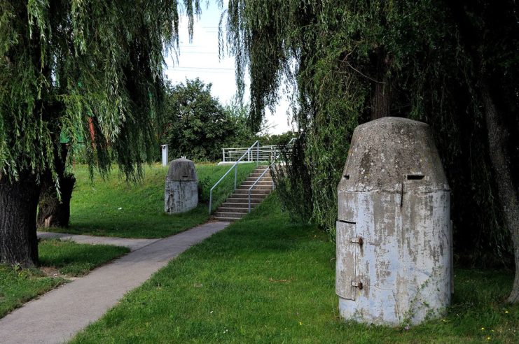 One man bunkers in Austria. Image credit – Linie29 CC BY-SA 4.0