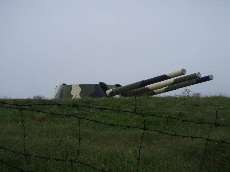 Poltava’s turret as seen on Armored Coastal Battery-30, Sevastopol.