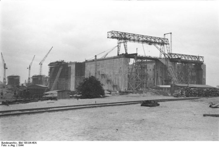 Submarine bunker ‘Valentin’ under construction, Bremen. Bundesarchiv CC-BY-SA 3.0