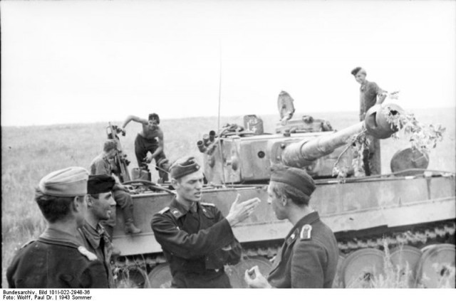 Tiger 123, 1st Company sPzabt.503 – By Bundesarchiv – CC BY-SA 3.0