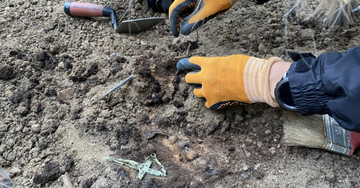 Religious objects helped identify the remains (Photo Courtesy of Polish Institute of National Remembrance)