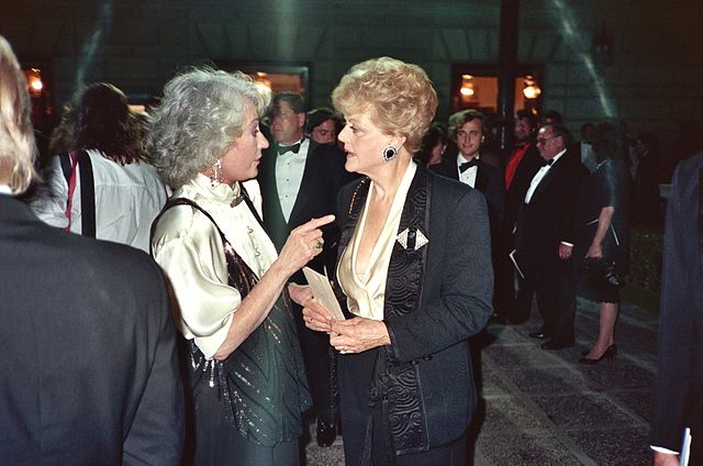 Bea Arthur speaking with Angela Lansbury