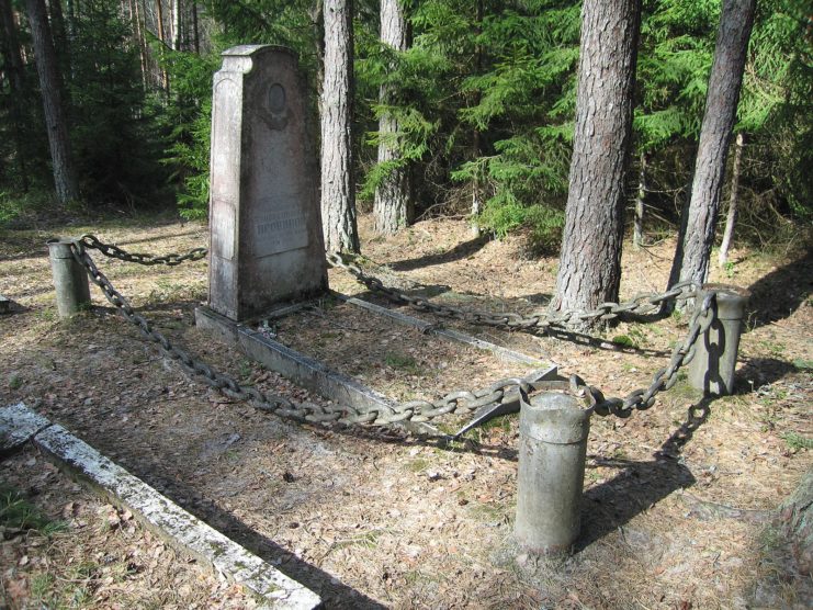 Monuments from the Ämari Pilots' Cemetery