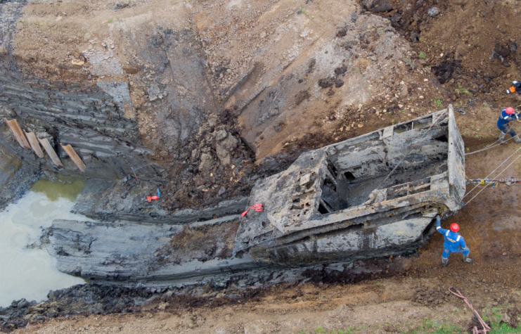 Crowland LVT being winched out of the mud and clay it was buried in for more than 70 years.