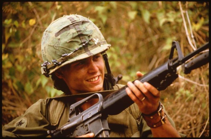 Johnny Depp on the set of 'Platoon'