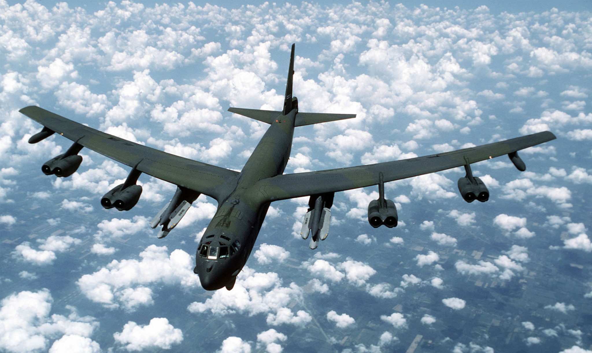 394982 02: An air-to-air front view of a B-52G Stratofortress aircraft from the 416th Bombardment Wing armed with Air-Launched Cruise Missiles in an undated photo. (Photo by U.S. Air Force/Getty Images)