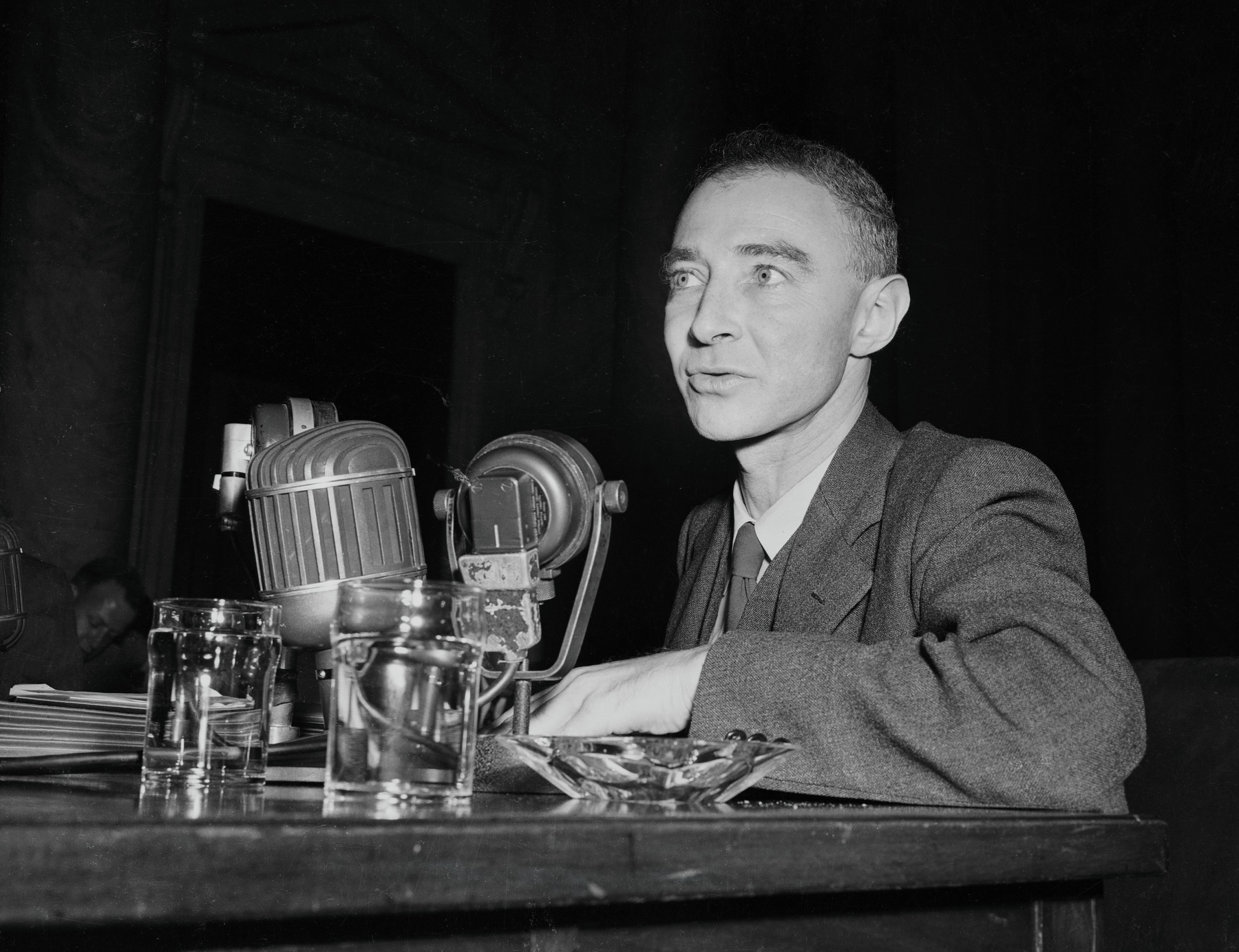 (Original Caption) Washington: Dr. Oppenheimer Testifies. Dr. J. Robert Oppenheimer (above) former head of the Los Alamos, N. M. Atomic Installation, as he told Joint Congressional atomic Energy Committee today he sees 