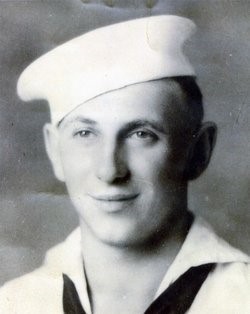 Military portrait of Kenneth E. Doernenburg