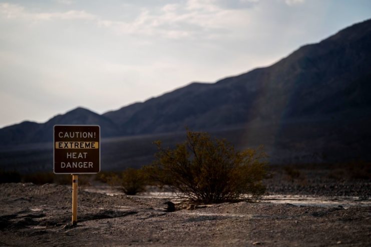 Sign warning of extreme heat in the desert