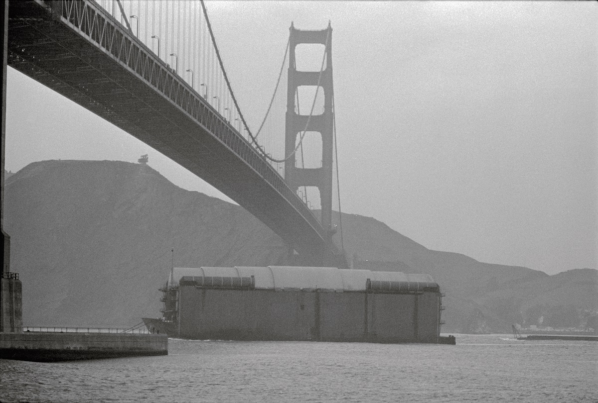 The CIA Once Built a Giant Claw to Recover a Sunken Soviet Submarine ...