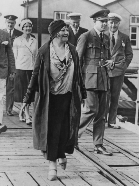Lady Lucy with pilots