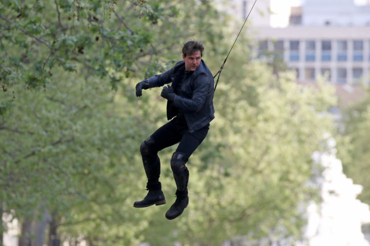 Tom Cruise Doing Own Stunts