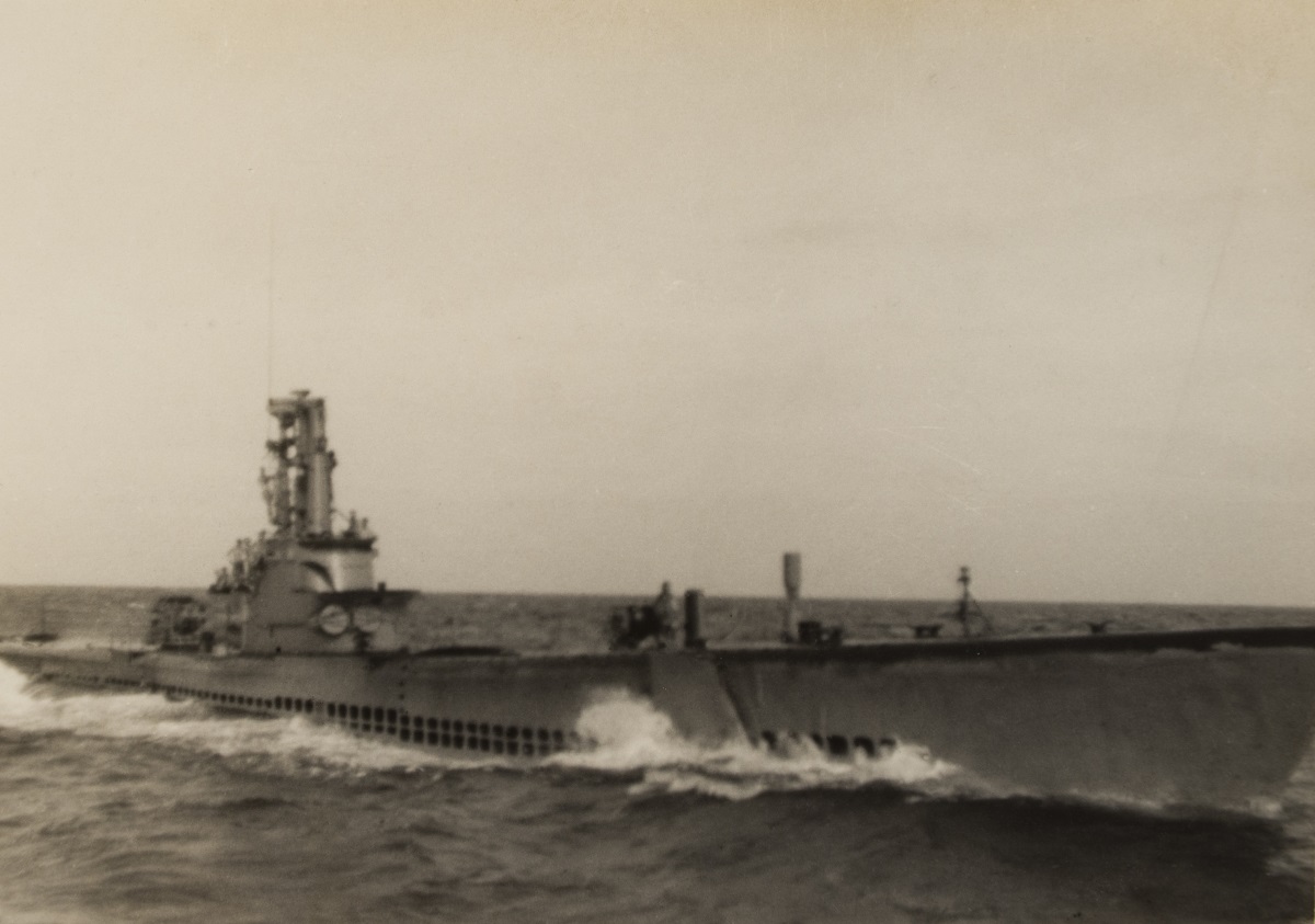 US Navy submarine surfacing, with no identifiable markings, during Korean War. (Photo by: Kurt Wittman/UCG/Universal Images Group via Getty Images)