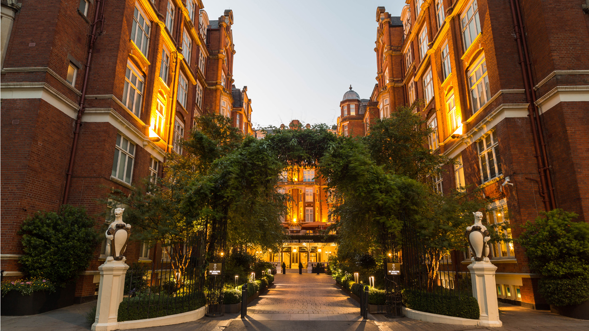 St. Ermin in London, UK. A famous spy hotel with a storied history. (Picture © Geoff Moore / www.thetraveltrunk.net)
